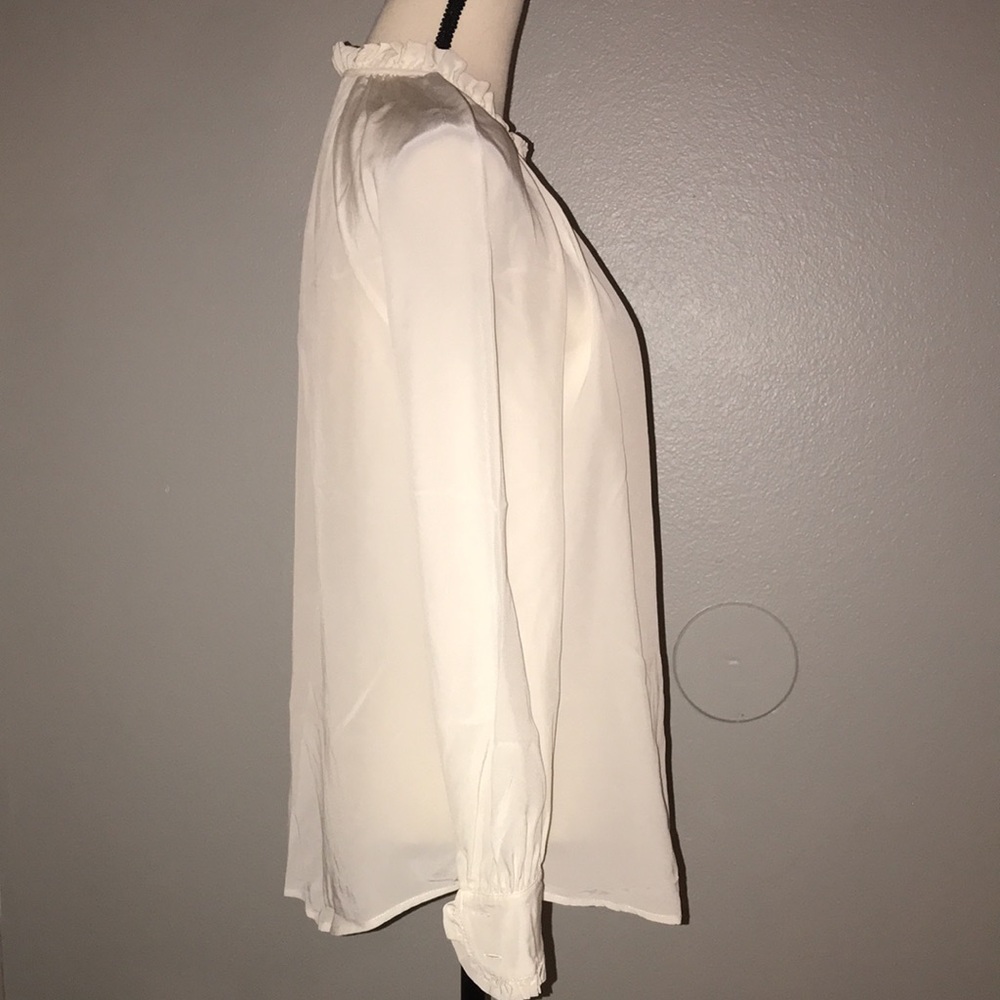TRINA TURK Blouse Button Down Romantic Style. - Picture 4 of 7
